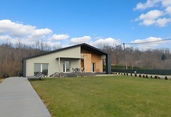 Villa Dolce Bosco with Pool, Valdobbiadene: Autumn, Garden, Spring, Summer