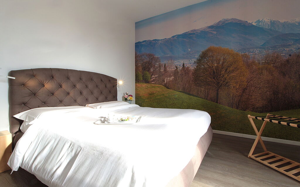 Villa Dolce Bosco with Pool, Valdobbiadene: Autunno, Camera da letto, Estate, Primavera