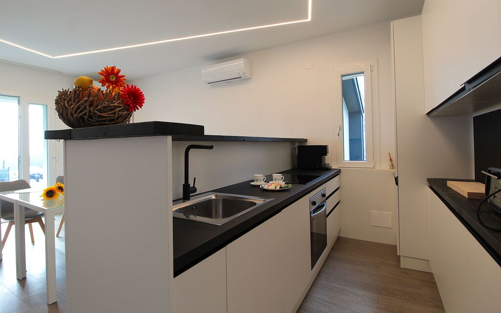 Villa Dolce Bosco with Pool, Valdobbiadene: Autunno, Cucina, Estate, Primavera