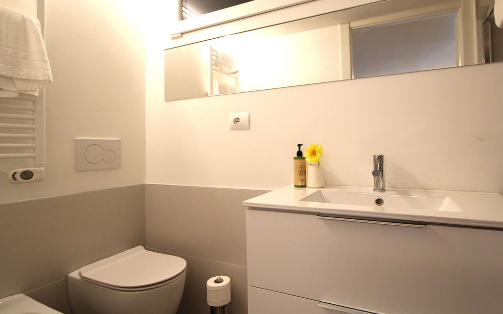 Villa Dolce Bosco with Pool, Valdobbiadene: Autunno, Bagno, Estate, Primavera