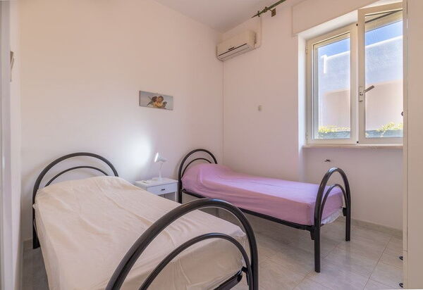 Villetta Bluette, Marina di Mancaversa: Autunno, Camera da letto, Estate, Inverno, Primavera