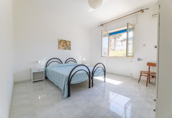 Villetta Bluette, Marina di Mancaversa: Autunno, Camera da letto, Estate, Inverno, Primavera