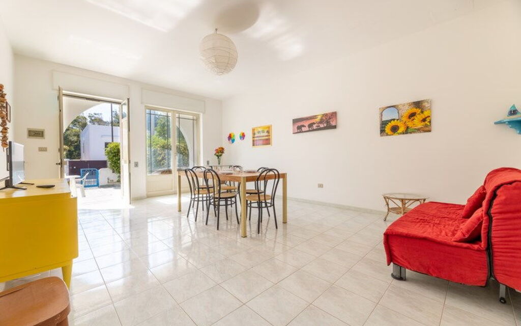 Villetta Bluette, Marina di Mancaversa: Autunno, Estate, Inverno, Primavera, Sala da pranzo, Soggiorno