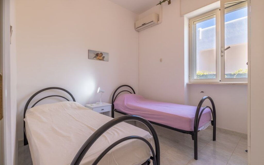 Villetta Bluette, Marina di Mancaversa: Autunno, Camera da letto, Estate, Inverno, Primavera