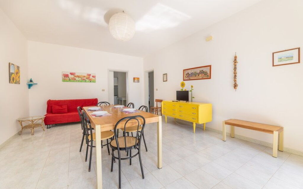 Villetta Bluette, Marina di Mancaversa: Autunno, Estate, Inverno, Primavera, Sala da pranzo, Soggiorno