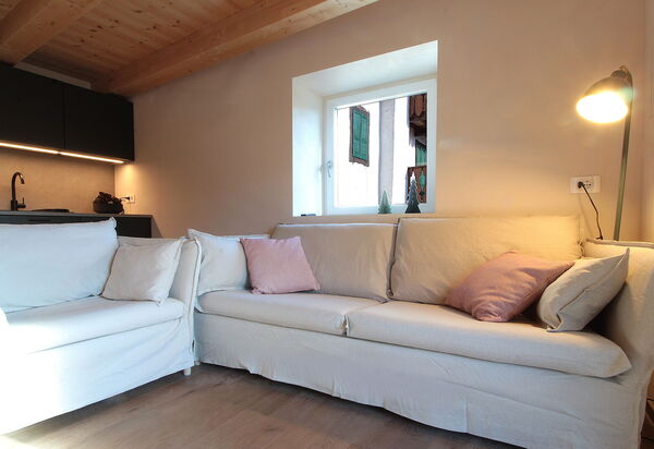 Casa Tomà Mountain View Cortina: Autumn, Kitchen, Living Room, Spring, Summer, Winter