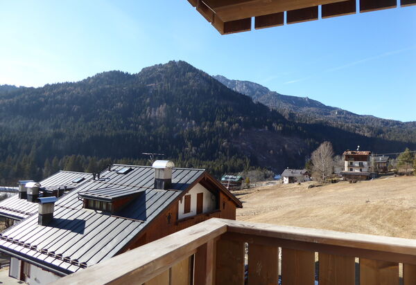 Casa Tomà Mountain View Cortina: Autumn, Balcony / Terrace / Patio, Building Exterior, Outdoor, Scenic View, Spring, Summer, Winter