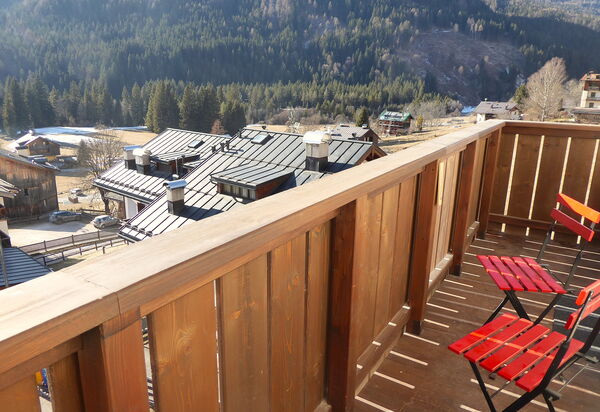 Casa Tomà Mountain View Cortina: Autumn, Balcony / Terrace / Patio, Building Exterior, Outdoor, Scenic View, Spring, Summer, Winter