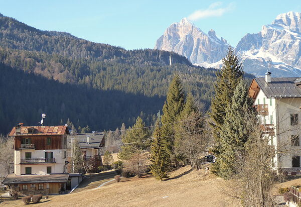 Casa Tomà Mountain View Cortina: Autumn, Outdoor, Scenic View, Spring, Summer, Winter