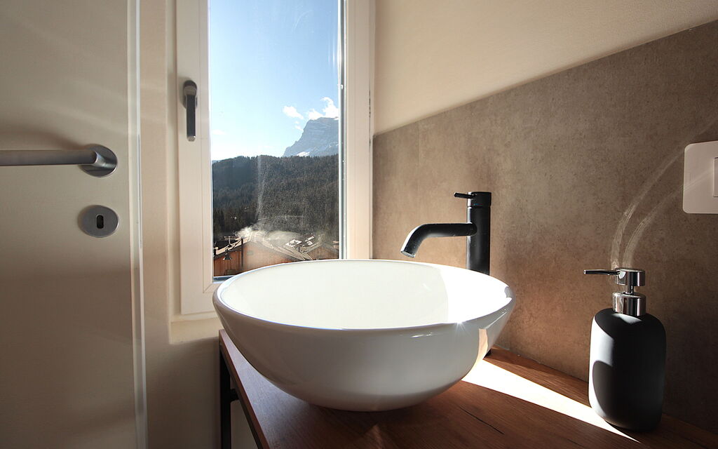 Casa Tomà Mountain View Cortina: Autunno, Bagno, Estate, Inverno, Primavera, Vista Panoramica