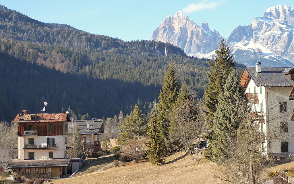 Casa Tomà Mountain View Cortina: all'aperto, Autunno, Estate, Inverno, Primavera, Vista Panoramica