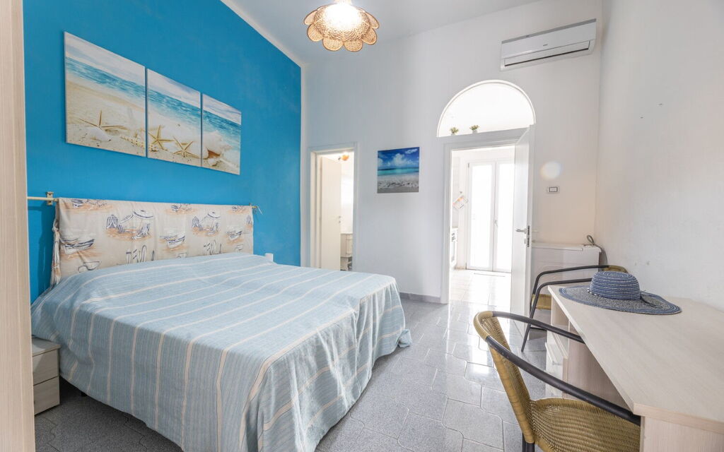 Casa Marinella, Marina di Mancaversa: Autunno, Camera da letto, Estate, Inverno, Primavera