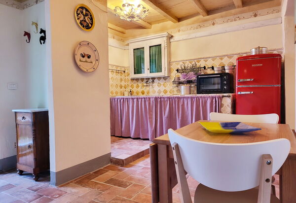 La Casa degli Artisti, Jacuzzi, Marliana: Autunno, Cucina, Estate, Primavera