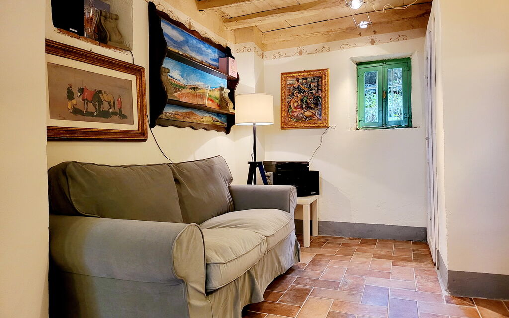 La Casa degli Artisti, Jacuzzi, Marliana: Autunno, Estate, Primavera, Soggiorno