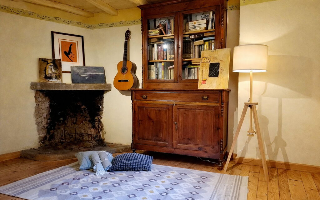 La Casa degli Artisti, Jacuzzi, Marliana: Autunno, Estate, Primavera, Soggiorno