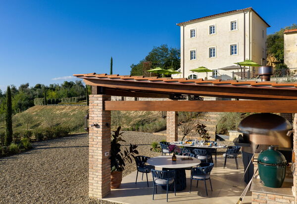 Villa Elisa: Building Exterior, Garden, Kitchen