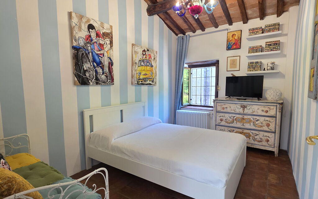 La Casa Rossa, Shared Pool, Marliana: Autumn, Bedroom, Spring, Summer