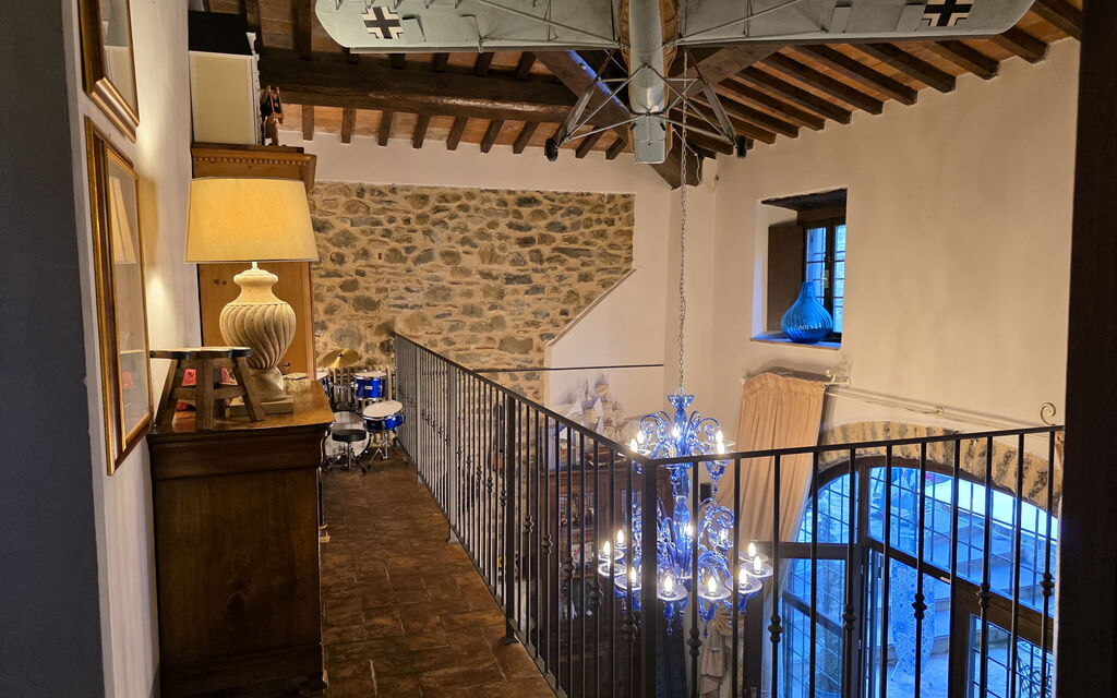 La Casa Rossa, Shared Pool, Marliana: Autumn, Room Detail, Spring, Summer