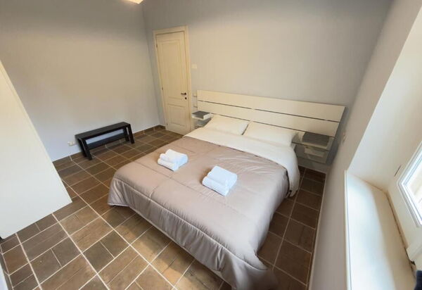 Villa Montepulciano Vineyard: Autumn, Bedroom, Spring, Summer