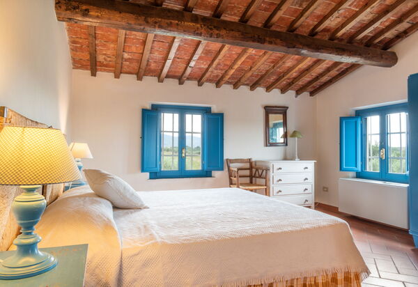 Agriturismo le Due Querce: Autunno, Camera da letto, Estate, Inverno, Primavera