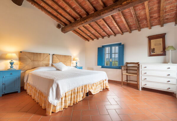 Agriturismo le Due Querce: Autunno, Camera da letto, Estate, Inverno, Primavera