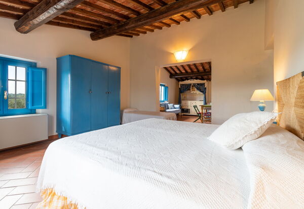 Agriturismo le Due Querce: Autunno, Camera da letto, Estate, Inverno, Primavera