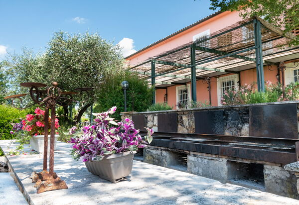 Agriturismo le Due Querce: all'aperto, Autunno, Balcone / Terrazza / Patio, Estate, Esterni, Inverno, Primavera