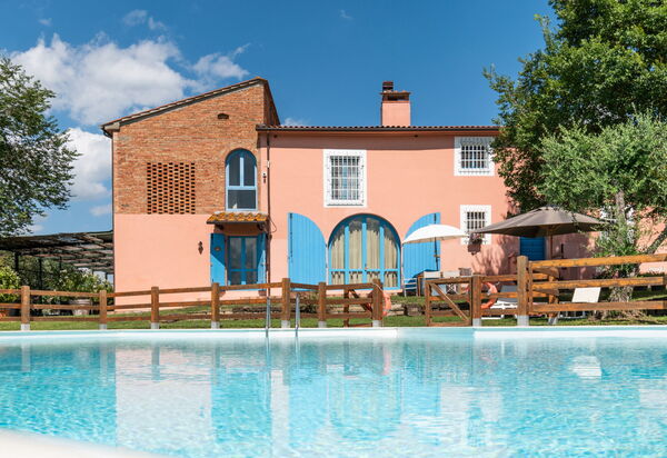 Agriturismo le Due Querce: all'aperto, Autunno, Estate, Esterni, Inverno, Piscina, Primavera