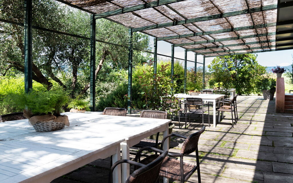 Agriturismo le Due Querce: Autumn, Balcony / Terrace / Patio, Building Exterior, Outdoor, Spring, Summer, Winter