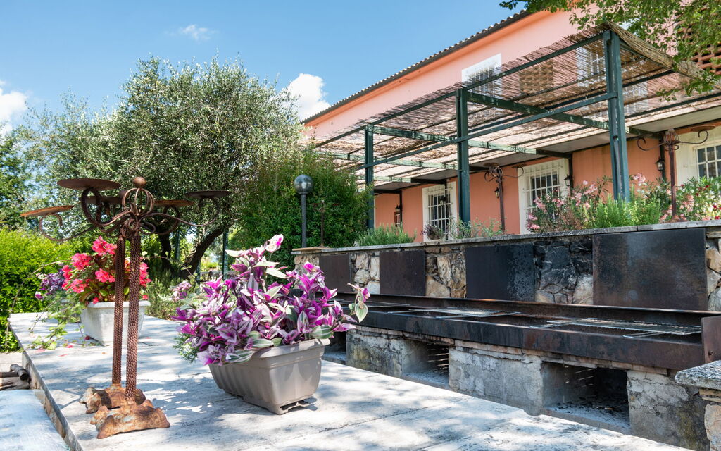 Agriturismo le Due Querce: Autumn, Balcony / Terrace / Patio, Building Exterior, Outdoor, Spring, Summer, Winter