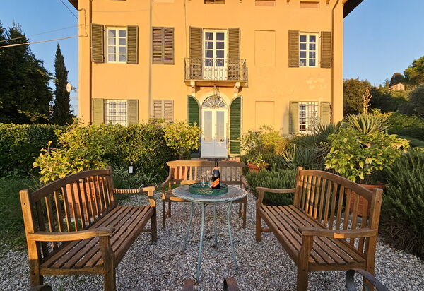 Villa Il Torrazzo, Vista Mare, Massarosa: all'aperto, Autunno, Balcone / Terrazza / Patio, Estate, Esterni, Giardino, Inverno, Primavera