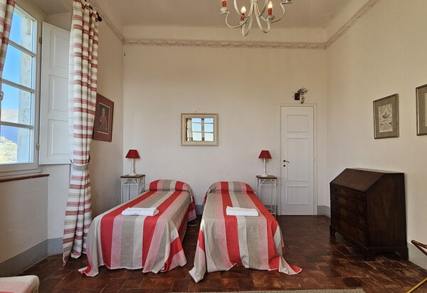 Villa Il Torrazzo, Vista Mare, Massarosa: Autunno, Camera da letto, Estate, Inverno, Primavera