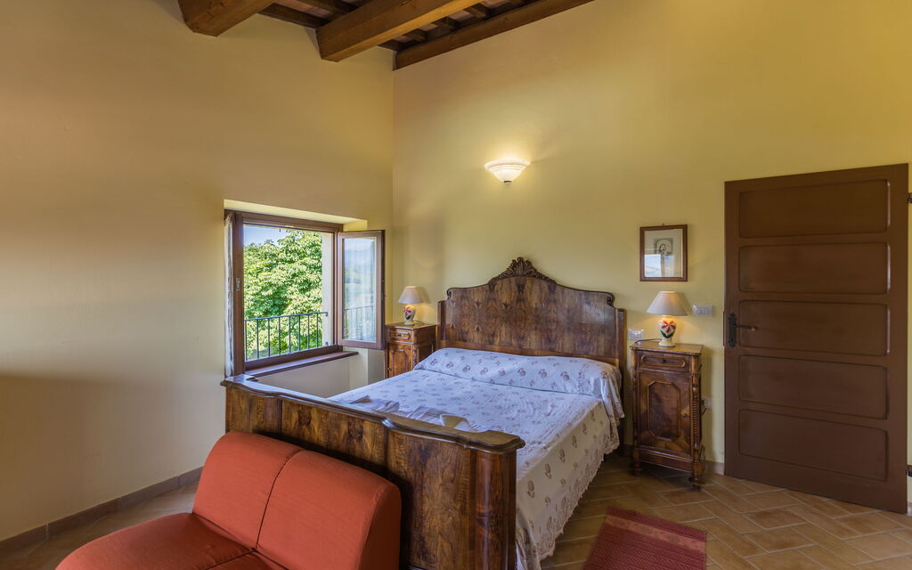 Villa Felice, Private Pool and Hills: Autumn, Bedroom, Spring, Summer, Winter