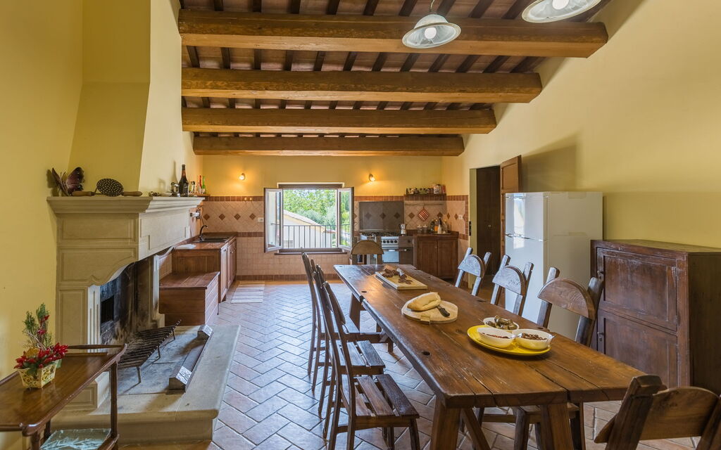 Villa Felice, Private Pool and Hills: Autumn, Dining Room, Kitchen, Spring, Summer, Winter