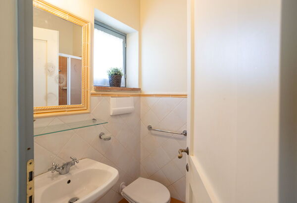 Casa Stella Serena, Podere le Scopaie, Pool: Autumn, Bathroom, Spring, Summer