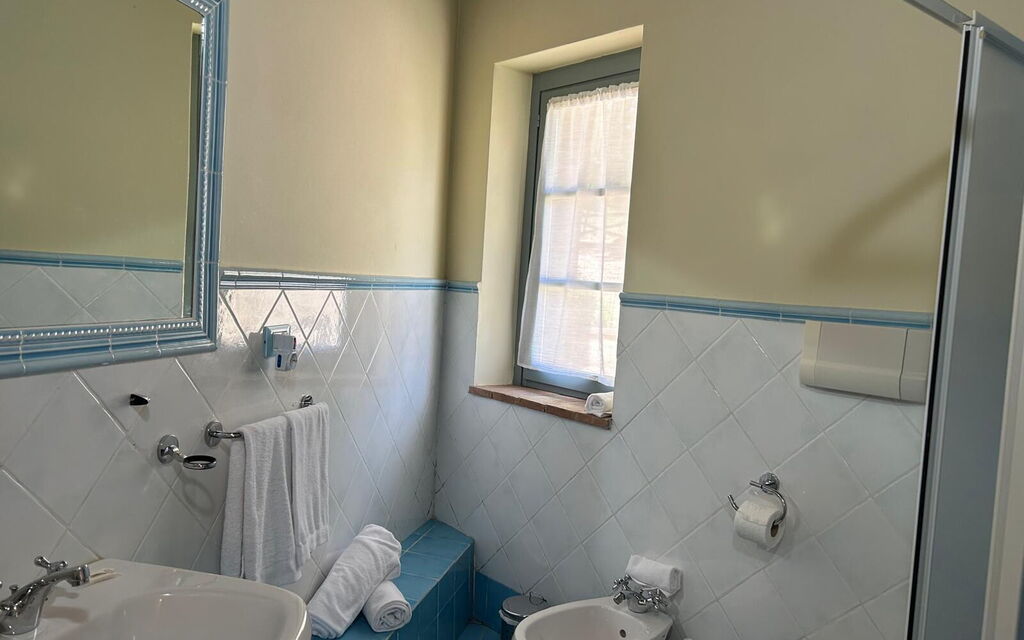 Casa Stella Serena, Casole D'Elsa, Pool: Autumn, Bathroom, Spring, Summer