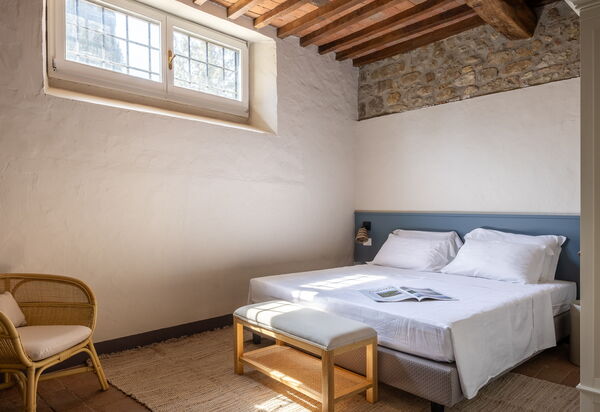 Maison Badia a Passignano: Autumn, Bedroom, Spring, Summer