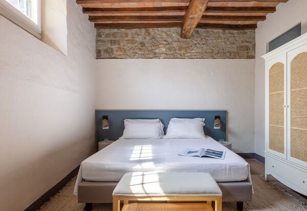 Maison Badia a Passignano: Autumn, Bedroom, Spring, Summer