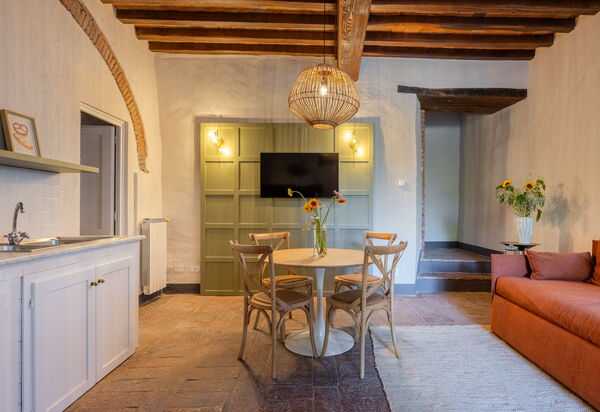 Maison Badia a Passignano: Autumn, Kitchen, Living Room, Spring, Summer