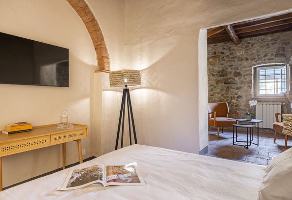 Maison Badia a Passignano: Autumn, Bedroom, Spring, Summer