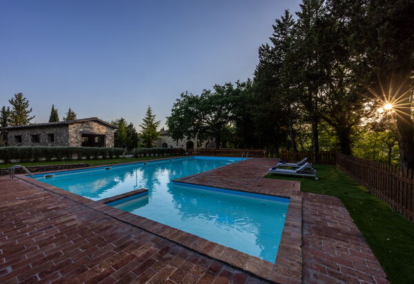 Maison Badia a Passignano: Autunno, Estate, Piscina, Primavera