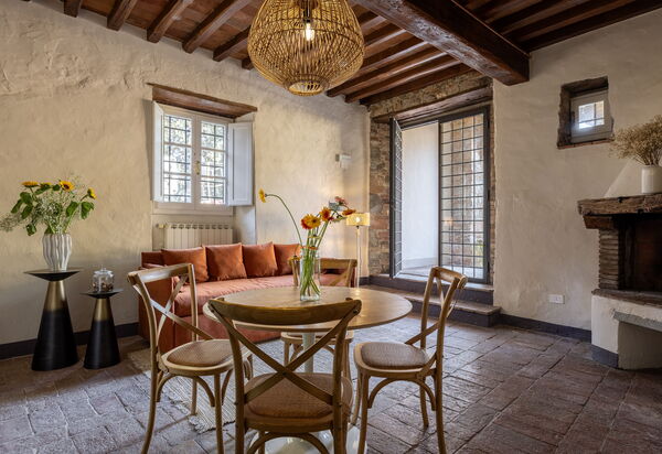 Maison Badia a Passignano: Autumn, Kitchen, Living Room, Spring, Summer