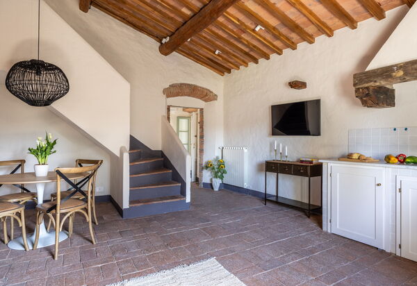 Maison Badia a Passignano: Autumn, Living Room, Spring, Summer