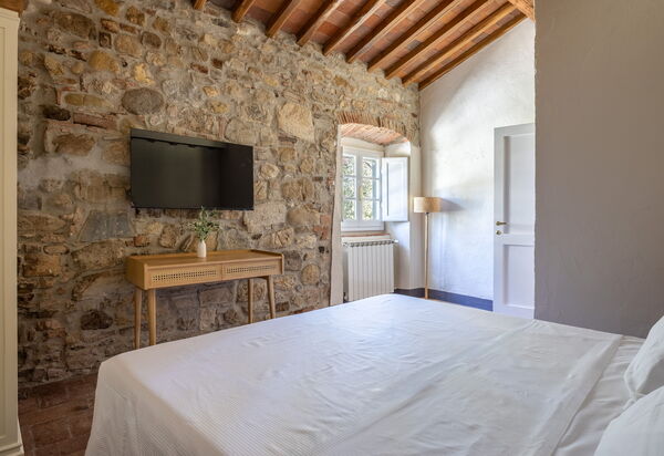 Maison Badia a Passignano: Autumn, Bedroom, Spring, Summer