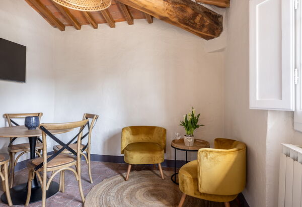 Maison Badia a Passignano: Autumn, Kitchen, Living Room, Spring, Summer