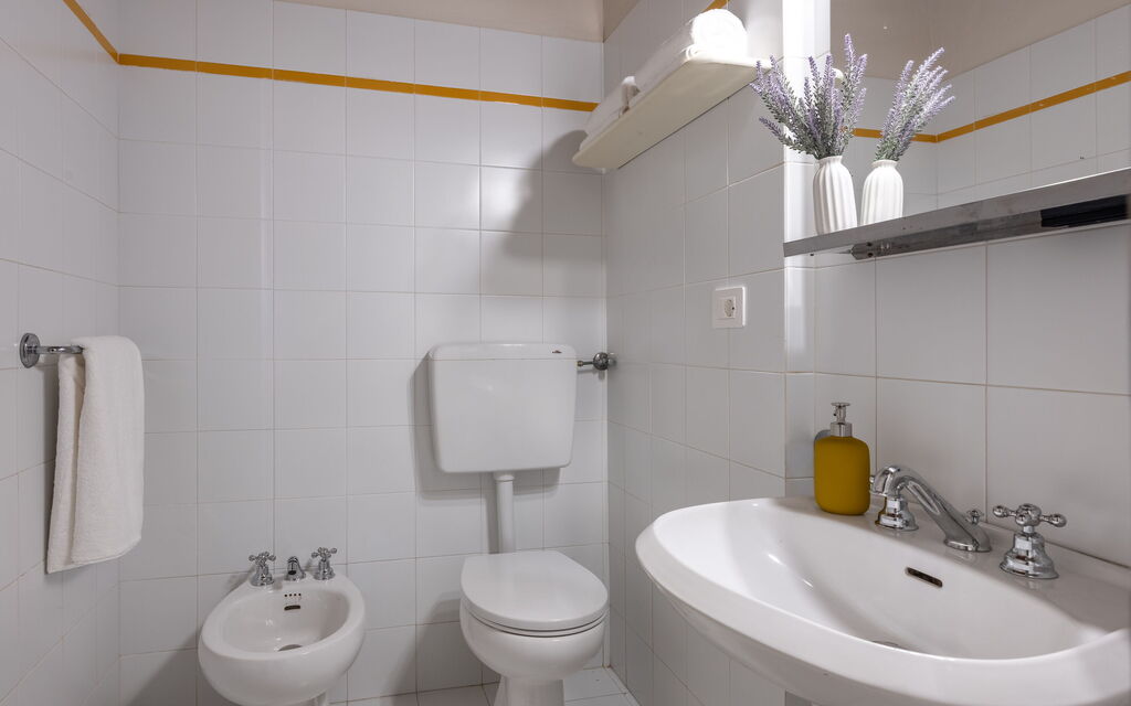 Maison Badia a Passignano - : Autumn, Bathroom, Spring, Summer