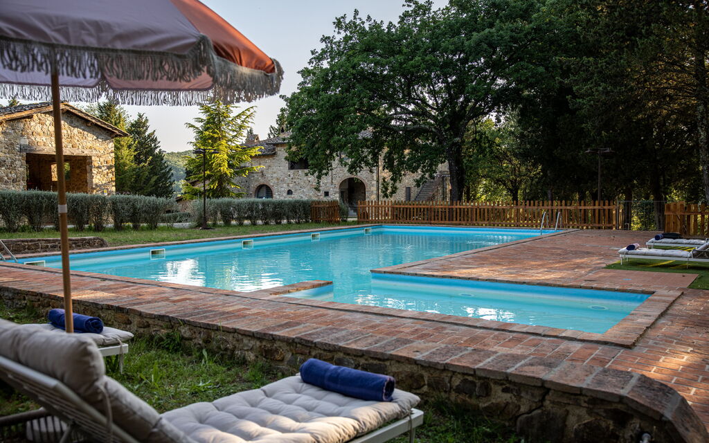 Maison Badia a Passignano: Autumn, Pool, Spring, Summer