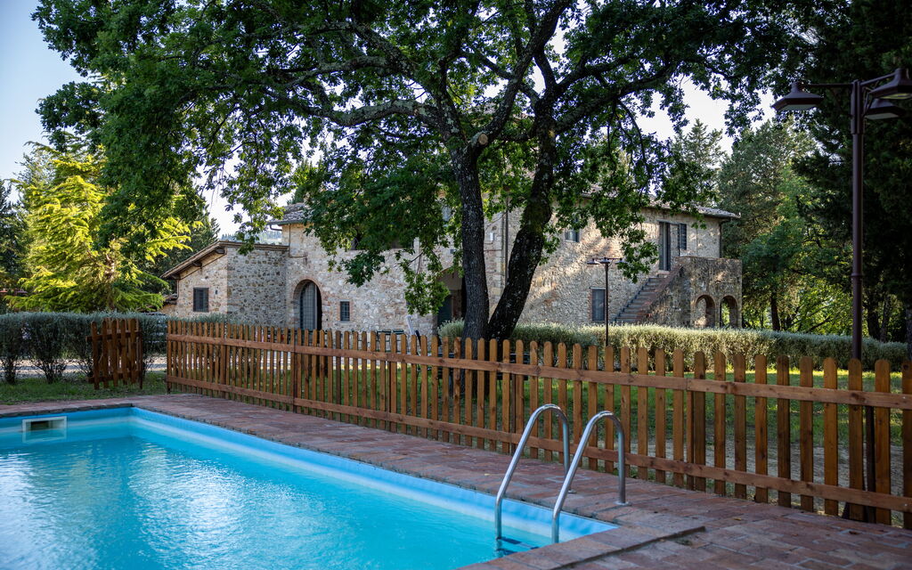 Maison Badia a Passignano: Autumn, Pool, Spring, Summer