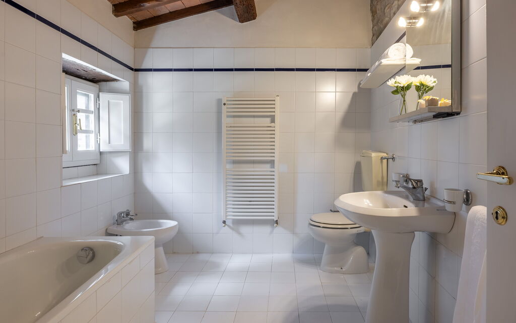 Maison Badia a Passignano - : Autumn, Bathroom, Spring, Summer