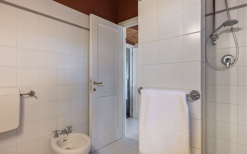 Maison Badia a Passignano - : Autumn, Bathroom, Spring, Summer